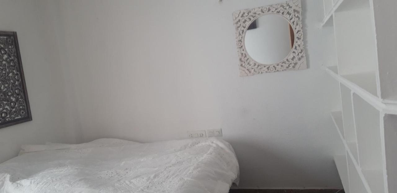 Habitaciones Amplias En El Centro De Granada Dış mekan fotoğraf